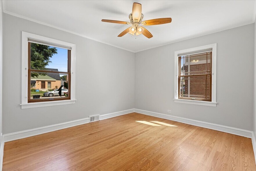 Beroom2 - 7236 N Olcott Ave
