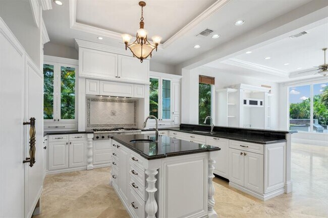 Building Photo - 501 Golden Harbour Dr