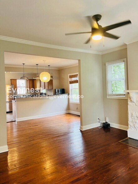 Building Photo - 2913 Davis Ave