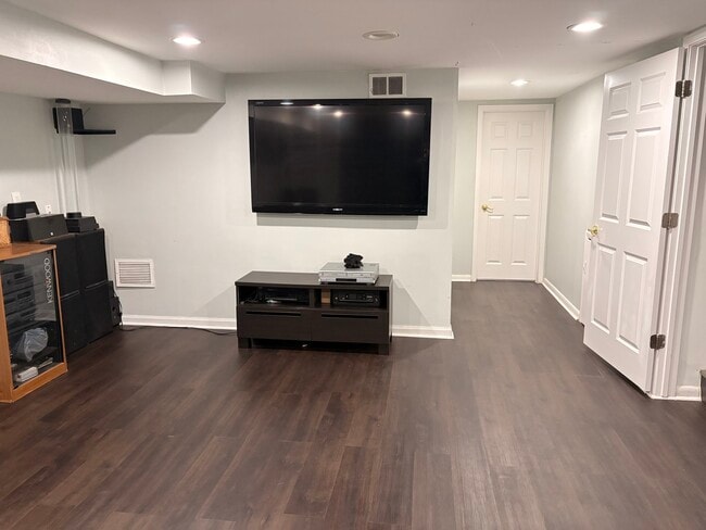 Building Photo - 5212 Harmswood Terrace