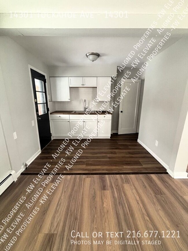 Building Photo - 14301 Tuckahoe Ave