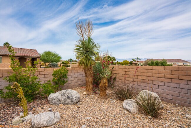Building Photo - 2574 Windmill Way