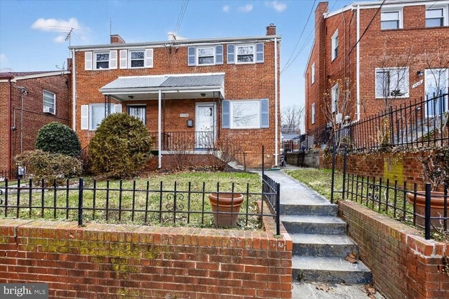 Building Photo - 4336 Dubois Pl SE