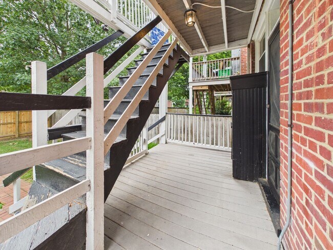 Building Photo - 3543 Grove Ave