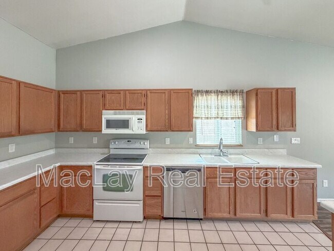 Building Photo - 2934 E Blackhawk Dr