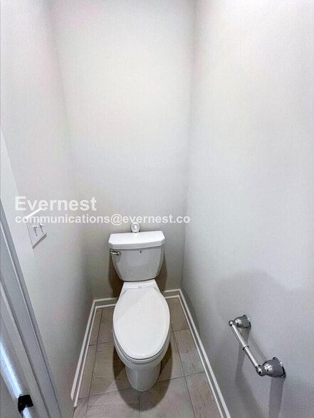 Building Photo - 1624 Manuka Ln