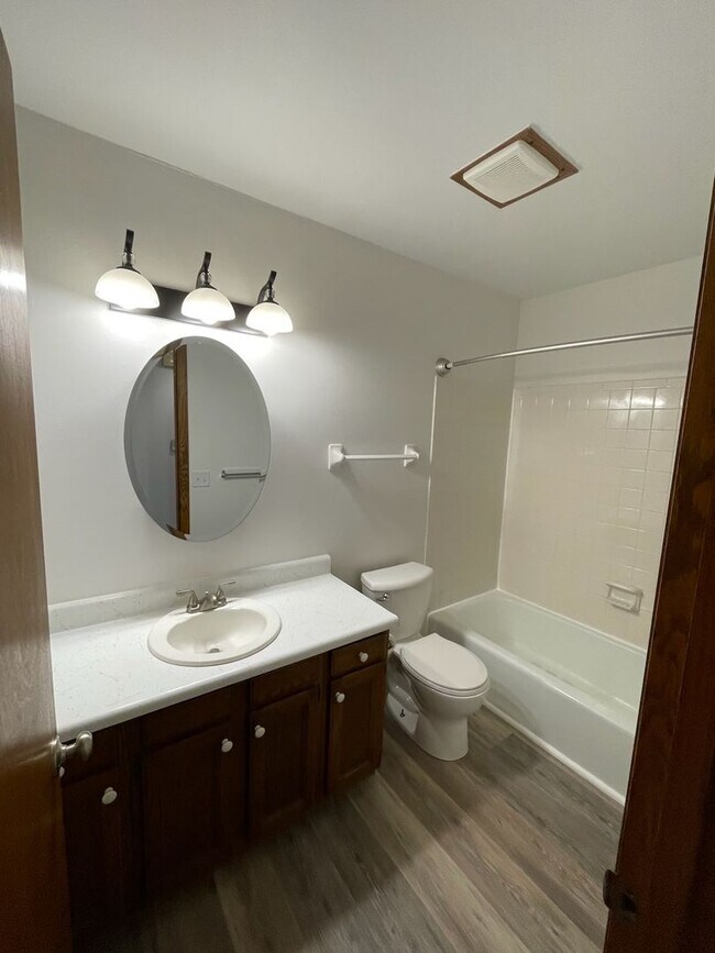 Building Photo - 19-21 Northside