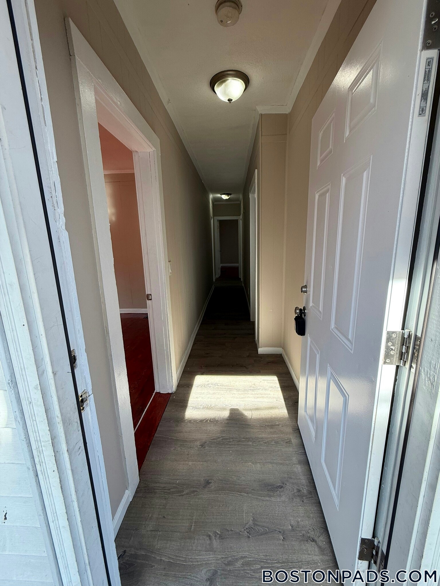 Building Photo - 349 Pleasant St