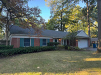 Building Photo - 4822 Sylvan Ct