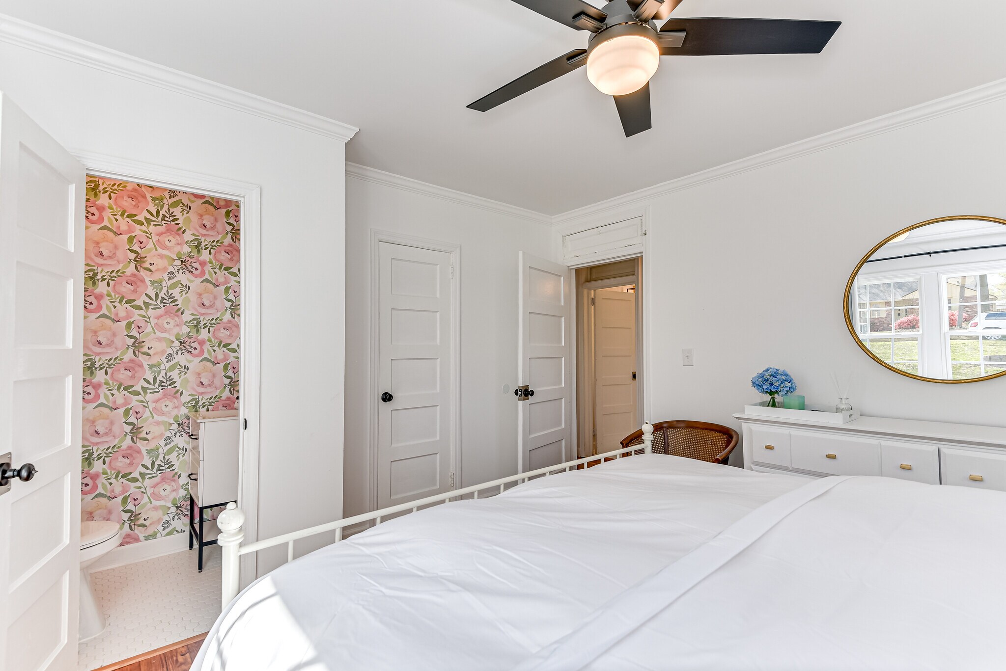 Building Photo - 2701 Oakland Ave