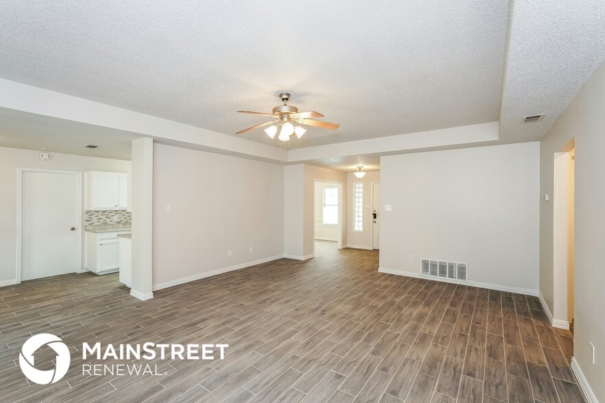 Building Photo - 1212 Beechwood Ln