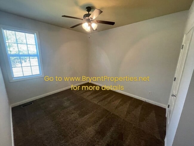 Building Photo - Gallatin - 3 Bedrooms 2 Baths