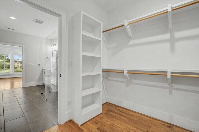 Building Photo - Townhome with Elevator at Park Station in Cary