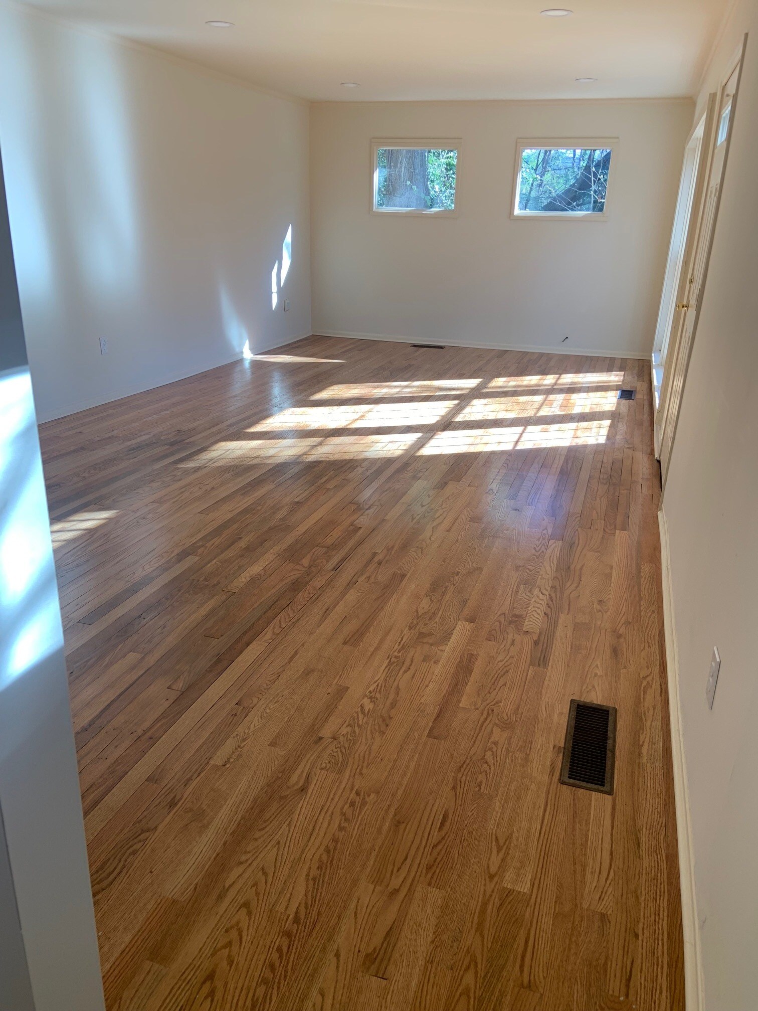 Building Photo - 225 Habersham Dr