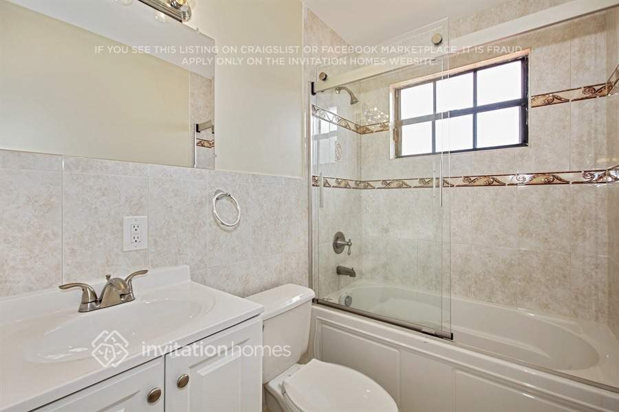 Building Photo - 15155 NW 88th Ct