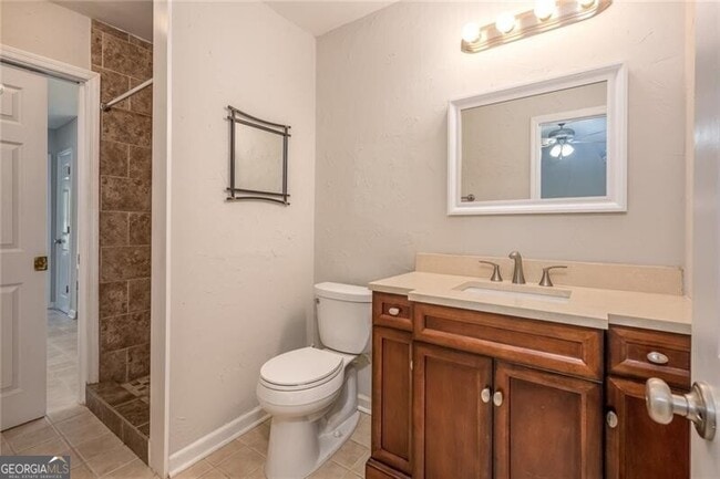 Building Photo - 501 Defoors Landing NW