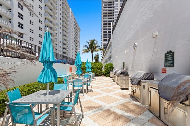 Building Photo - 4280 Galt Ocean Dr
