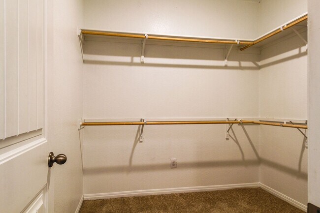 Building Photo - 182 Eagle Mountain Trl1