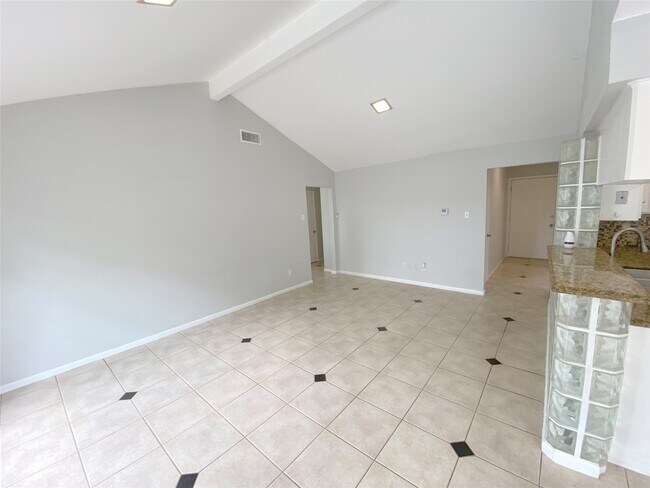 Building Photo - 8214 Riptide Dr