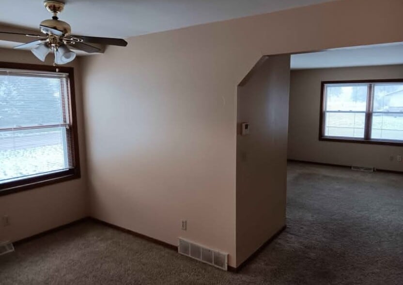 Building Photo - 3933 N 30th St