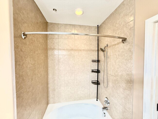 Building Photo - 14575 W Mountain View Blvd