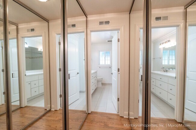 Building Photo - Remodeled single story Willow Glen home wi...