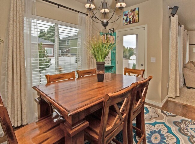 Building Photo - Coming Available Soon!!