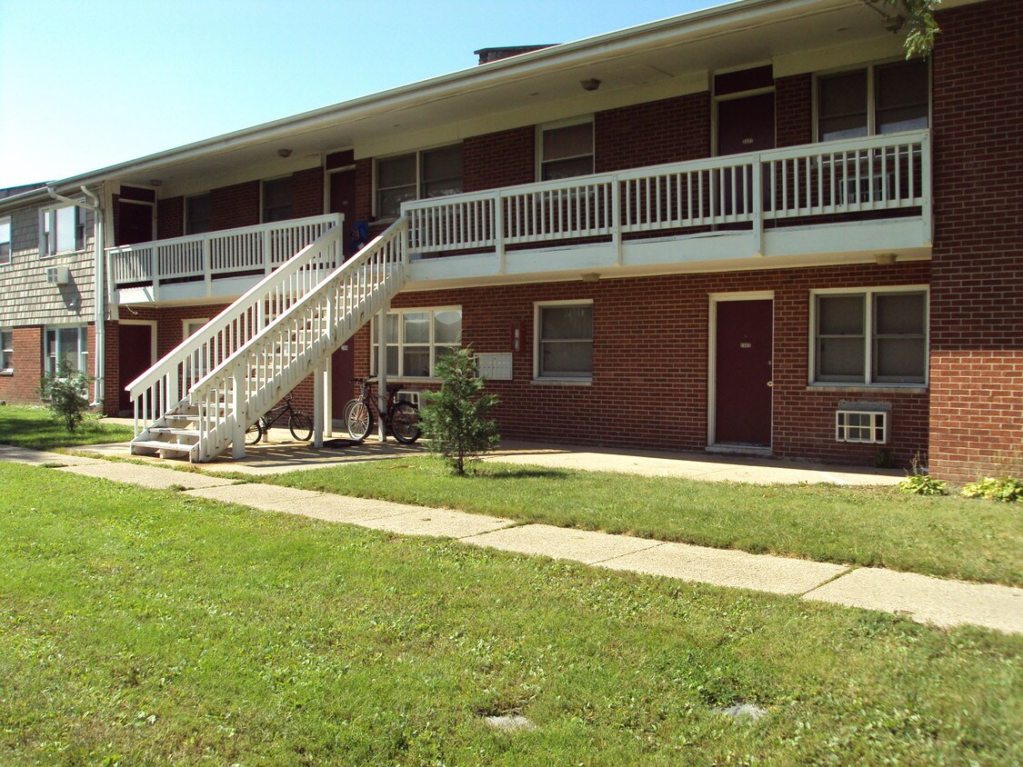 New Suburban Apartments Dekalb