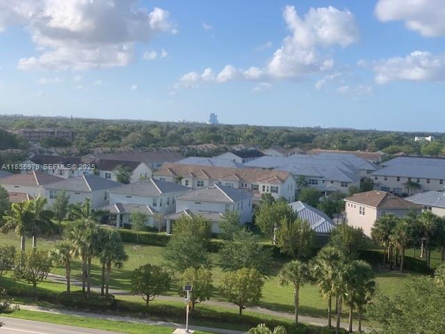 Building Photo - 4200 Hillcrest Dr