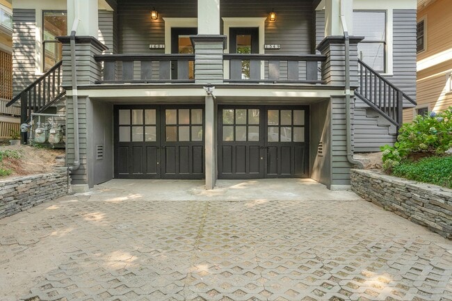 Building Photo - NENO1 - 1549-1601 SE 32nd Place