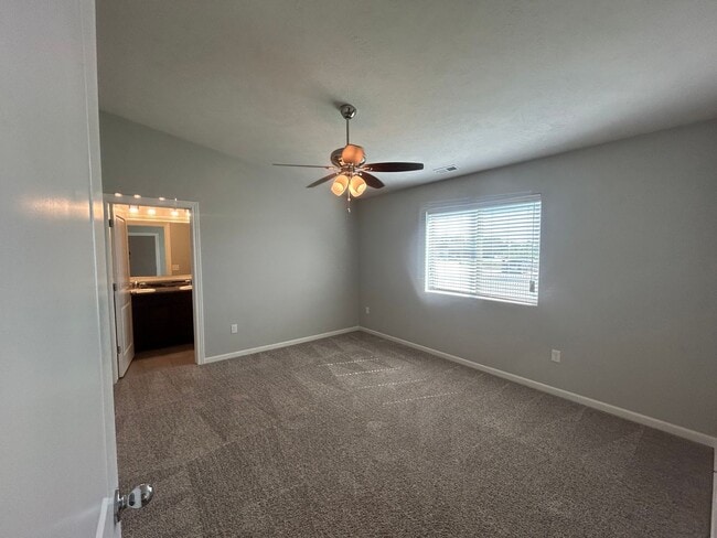 Building Photo - 5974 Pinnacle Pl