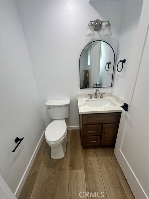 Building Photo - 1318 W 131st St