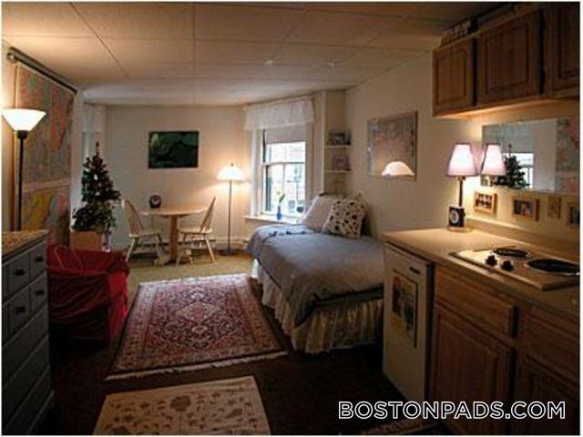 Building Photo - 854 Beacon St