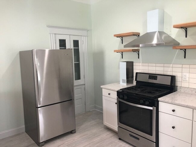 Building Photo - Charming 1-Bedroom Home in the Heart of Bellevue, KY