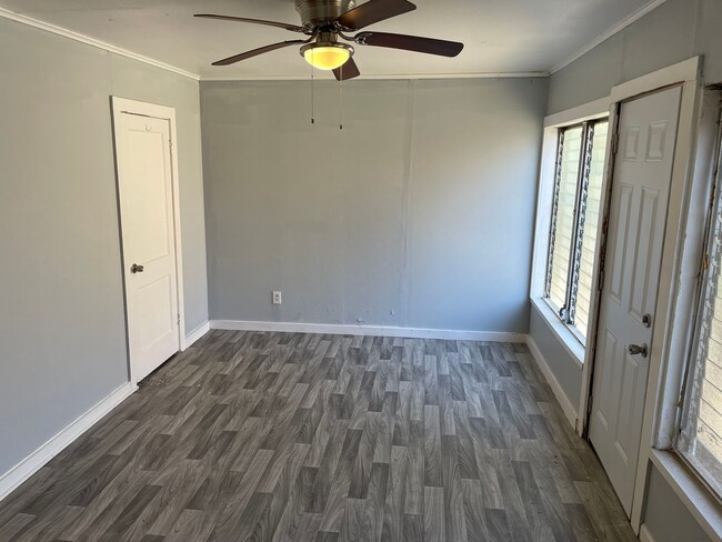 Building Photo - Remodeled 4 Bedroom Home