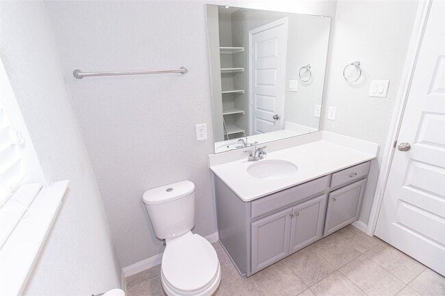 Building Photo - 13411 Lake Willoughby Ln