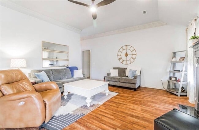 Building Photo - 3 bedroom 2 bath home in FAY, extra cared for, 2carG, fenced yard