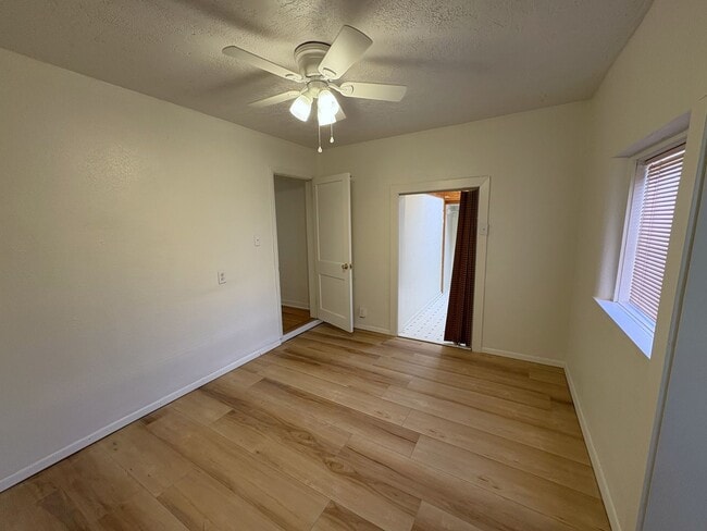 Building Photo - 2425 Mountain Rd NW