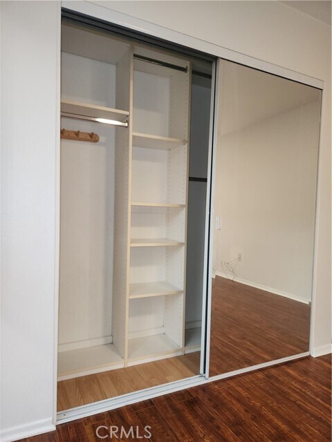 Building Photo - 413 Hawthorne St