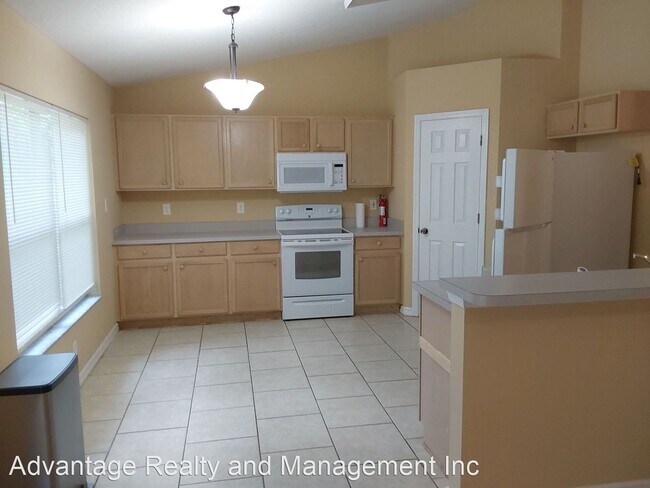 Building Photo - 4 br, 2 bath House - 12 Pineland Ln