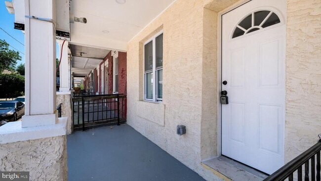 Building Photo - 5058 Hoopes St