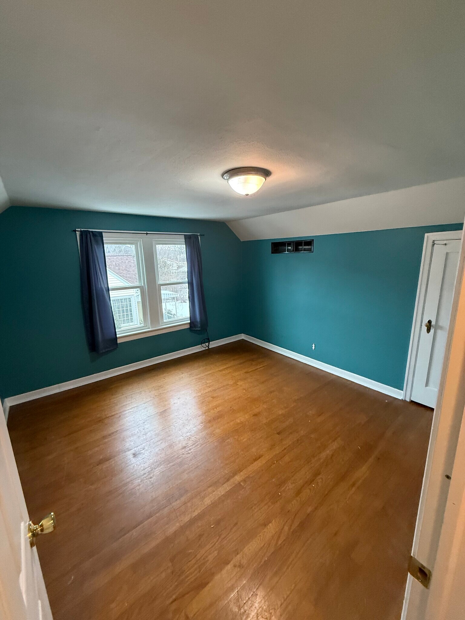 Building Photo - 14 Hallam St