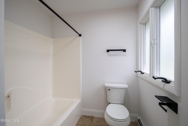 Building Photo - 644 Delaware Ave