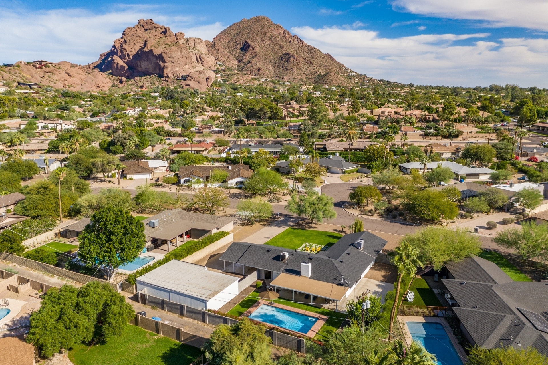 Aerial view of neighborhood and home looking toward Camelback Mountain. - 5214 N 43RD PL