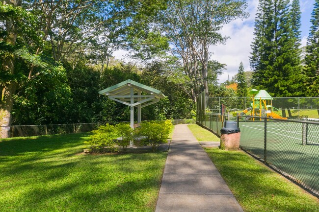 Building Photo - 95-270 Waikalani Dr. #I204