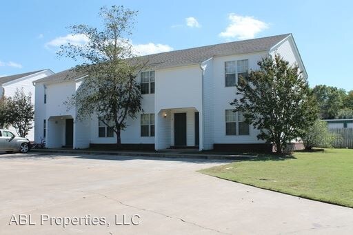 Primary Photo - 406 Mt Harmony Rd