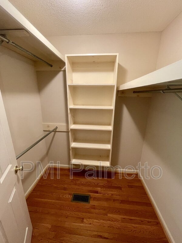 Building Photo - 1045 Mineral Creek Ct