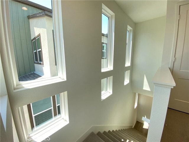 Building Photo - 115 Fable