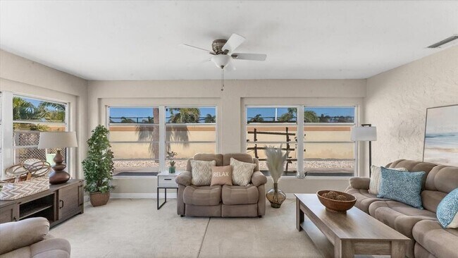 Building Photo - 3613 57th Ave Dr W