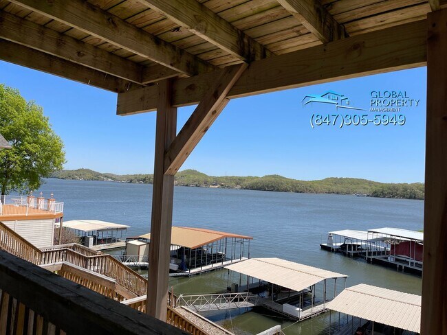 Building Photo - 880 Wading Bird Rd